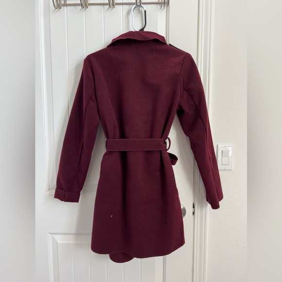 Forever 21 coat - Picture 2 of 2